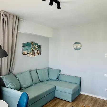 Vibe By The Sea * Mamaia