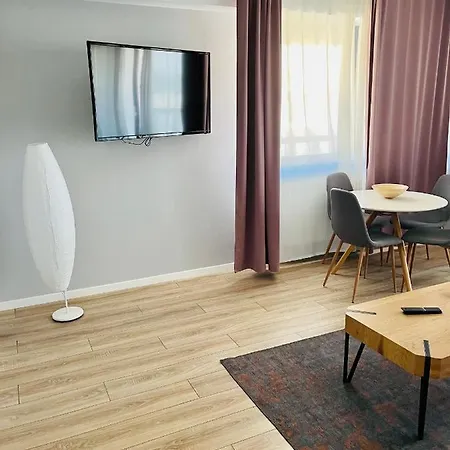 Apartment Vibe By The Sea
